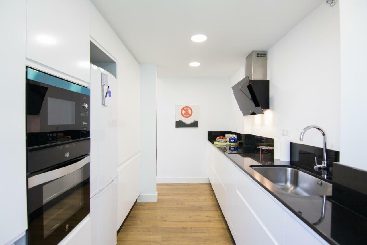 Homeforguest Stylish And Modern Apartment Overlooking Las Canteras Las Palmas de Gran Canaria Extérieur photo