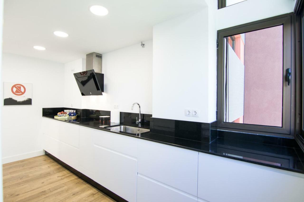 Homeforguest Stylish And Modern Apartment Overlooking Las Canteras Las Palmas de Gran Canaria Extérieur photo