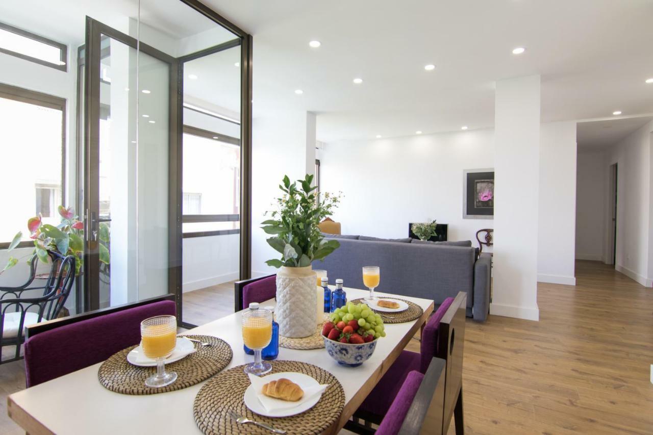 Homeforguest Stylish And Modern Apartment Overlooking Las Canteras Las Palmas de Gran Canaria Extérieur photo