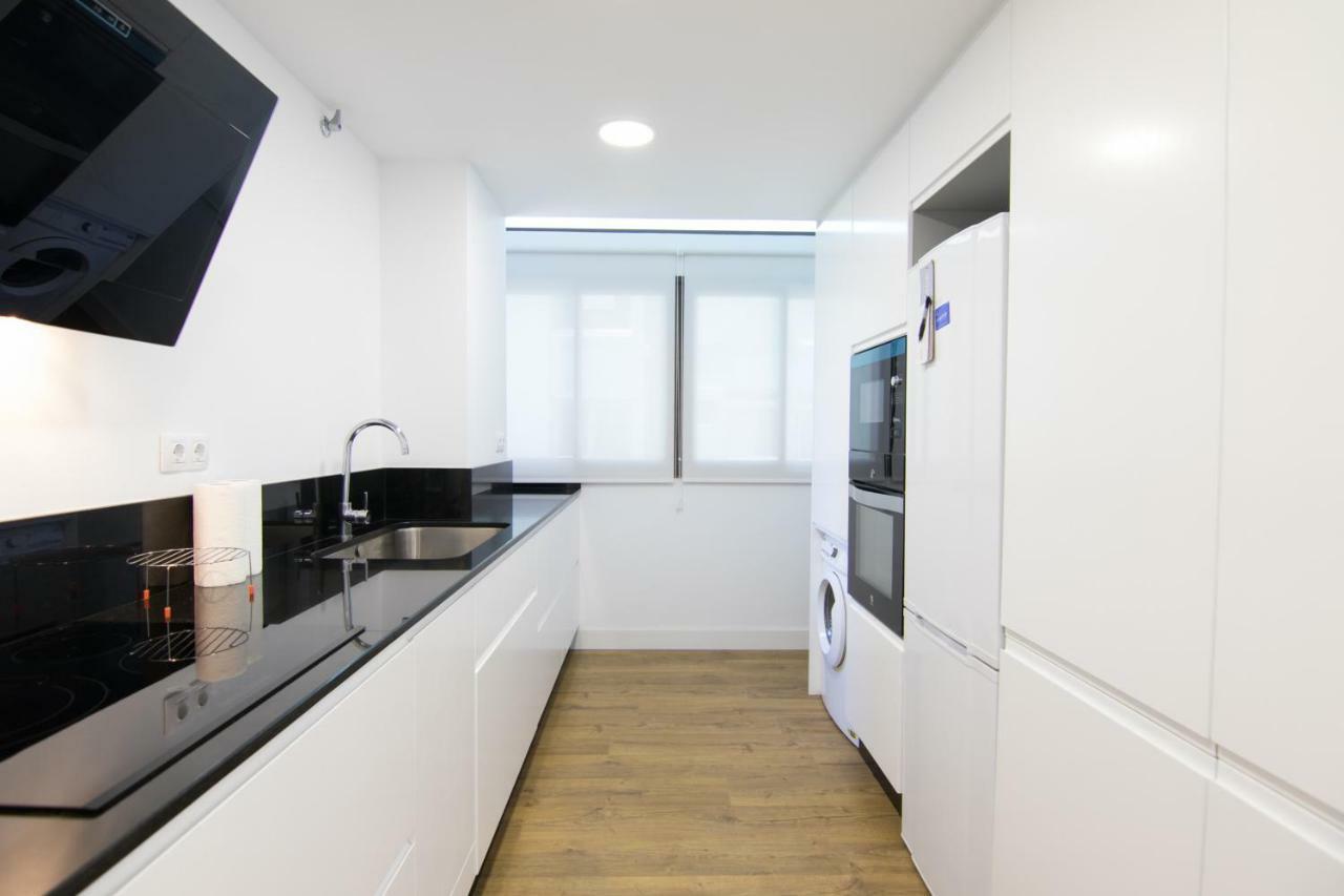 Homeforguest Stylish And Modern Apartment Overlooking Las Canteras Las Palmas de Gran Canaria Extérieur photo
