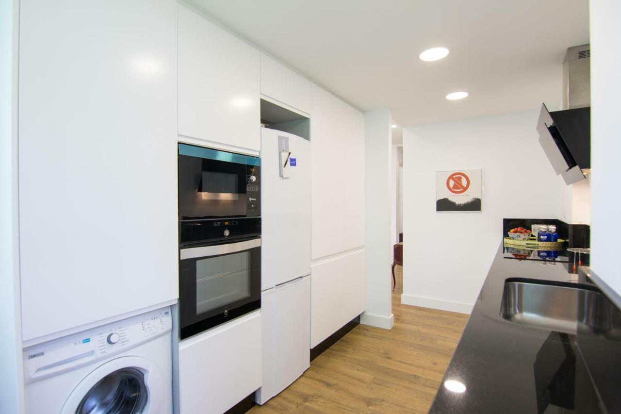 Homeforguest Stylish And Modern Apartment Overlooking Las Canteras Las Palmas de Gran Canaria Extérieur photo